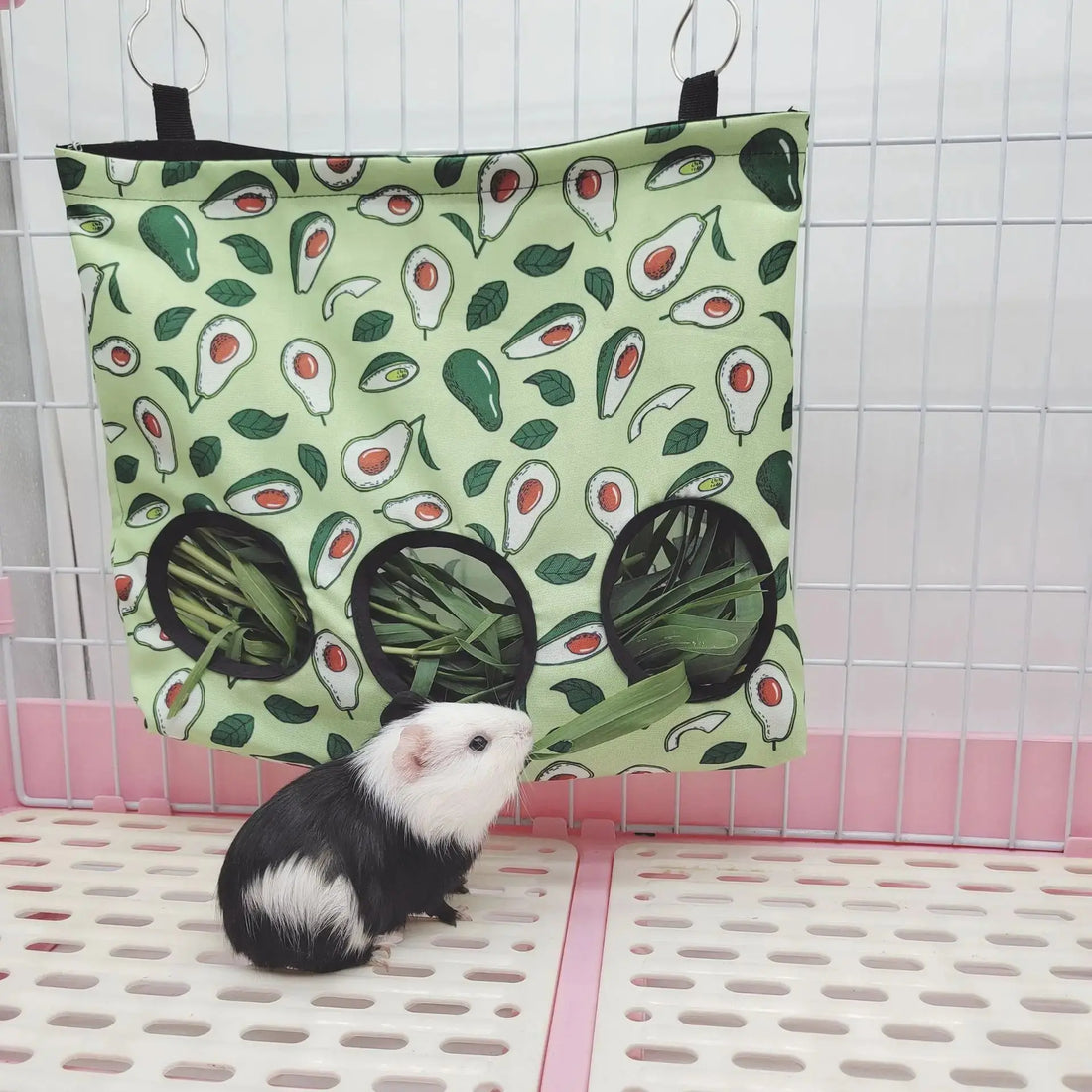 Guinea Pigs 2/3 Holes Hay Feeding Bags Strawberry Printed Rabbit Hanging Feeder Chinchilla Food Organizer Pet Cage Supplies - Trusted Pet Products